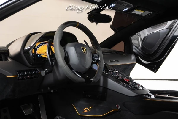 2017 Lamborghini Aventador SV, 22/30