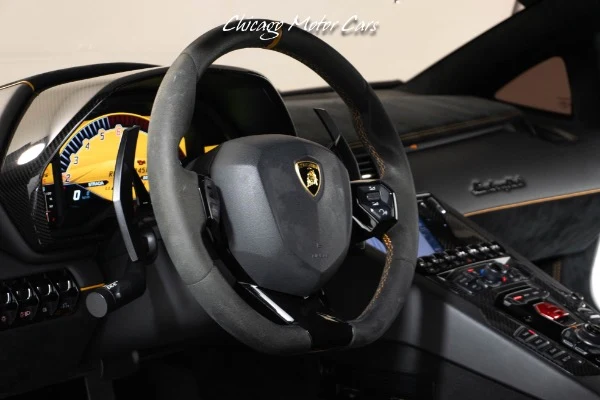 2017 Lamborghini Aventador SV, 23/30