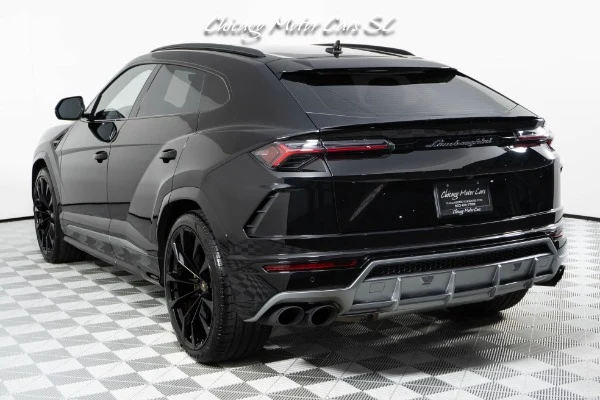 2021 Lamborghini Urus, 12/29