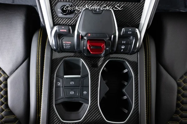 2021 Lamborghini Urus, 25/29