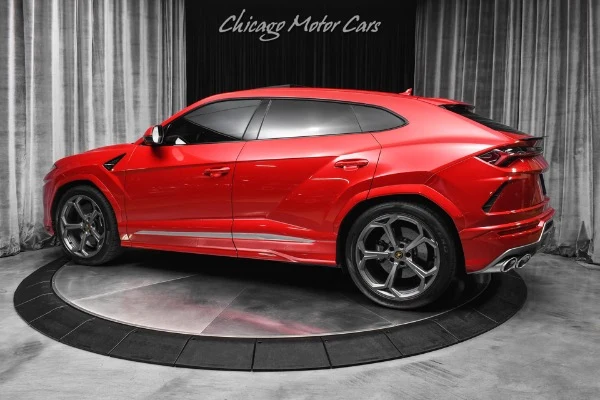 2021 Lamborghini Urus, 3/30