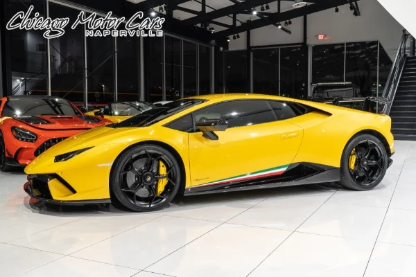 2018 Lamborghini Huracán Performante photographed at Chicago Motor Cars