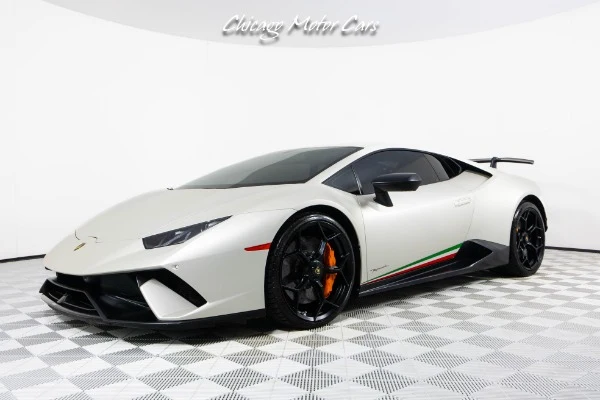 2018 Lamborghini Huracán Performante photographed at Chicago Motor Cars