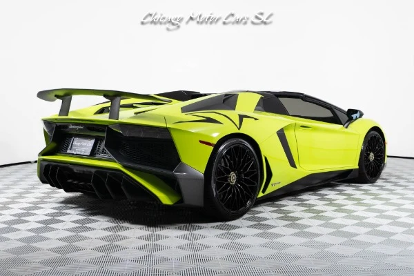 2016 Lamborghini Aventador SV Roadster, 5/29