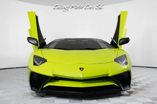 2016 Lamborghini Aventador SV Roadster, 12/29