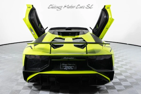 2016 Lamborghini Aventador SV Roadster, 16/29