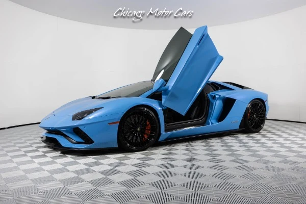 2018 Lamborghini Aventador S, 2/30