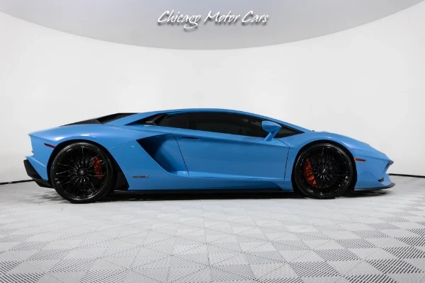 2018 Lamborghini Aventador S, 8/30