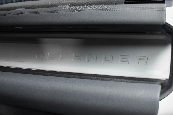 2023 Land Rover Defender 110 (L663), 27/30