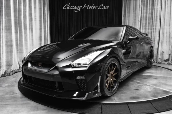 2017 Nissan GT-R Premium (R35) photographed at Chicago Motor Cars