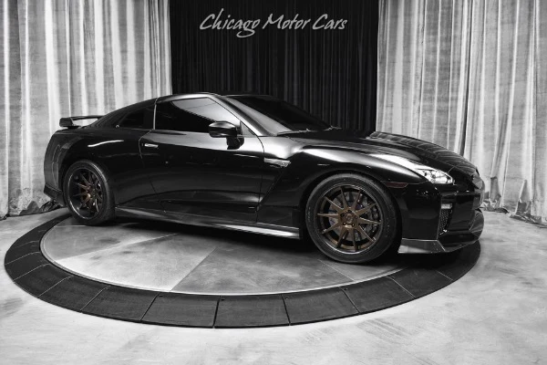 2017 Nissan GT-R Premium (R35), 6/30