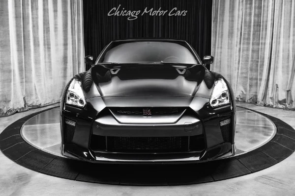 2017 Nissan GT-R Premium (R35), 7/30