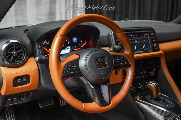 2017 Nissan GT-R Premium (R35), 9/30