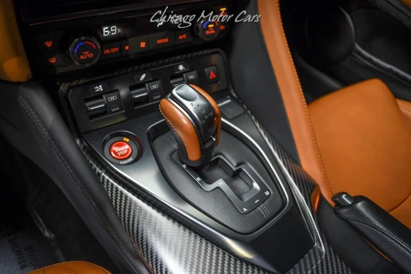 2017 Nissan GT-R Premium (R35), 16/30
