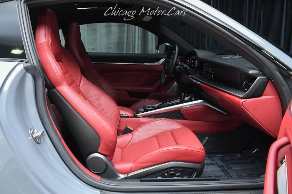 2023 Porsche 911 Turbo S (992.1), 24/30