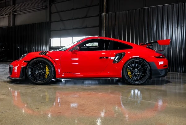 2018 Porsche 911 GT2 RS (991.2), 2/29