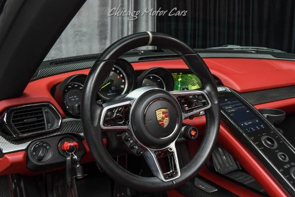2015 Porsche 918 Spyder, 9/30