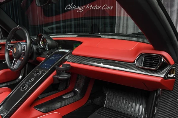 2015 Porsche 918 Spyder, 21/30