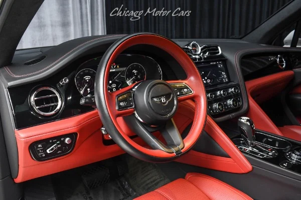 2023 Bentley Bentayga V8, 8/30