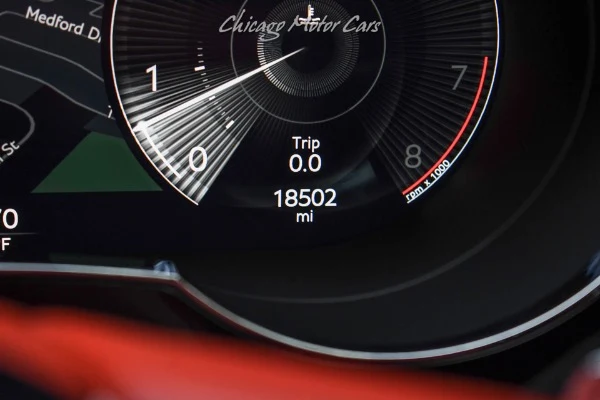 2023 Bentley Bentayga V8, 14/30