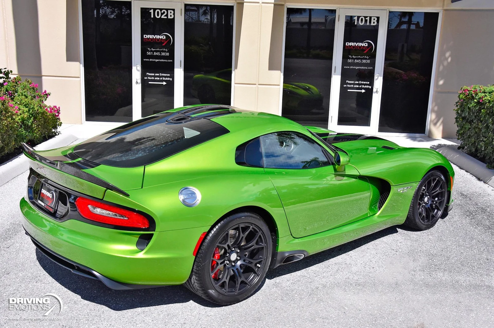 2017 Dodge Viper GTC Snakeskin Edition (VX I), 19/20