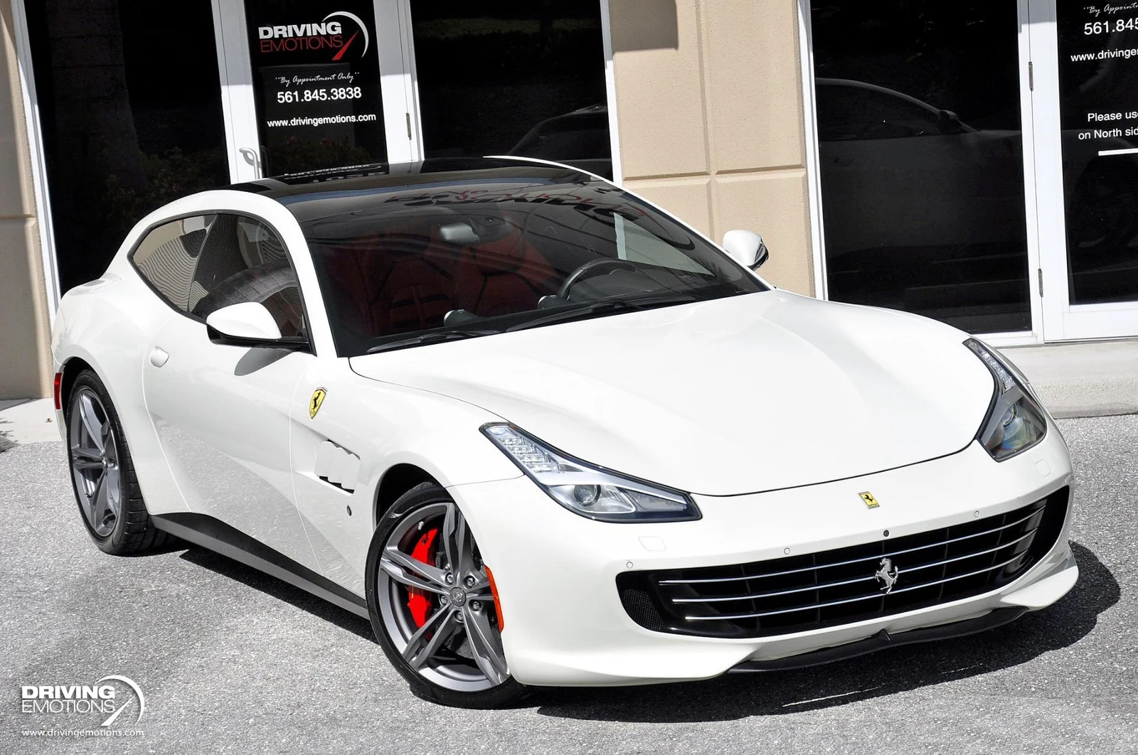 2017 Ferrari GTC4Lusso V12, 3/20