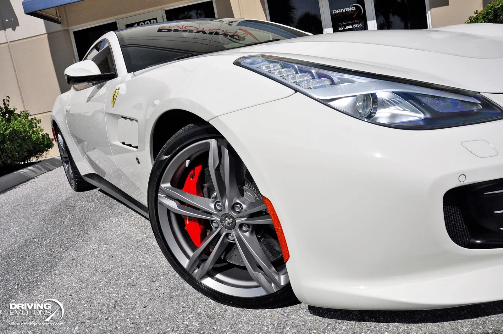 2017 Ferrari GTC4Lusso V12, 8/20