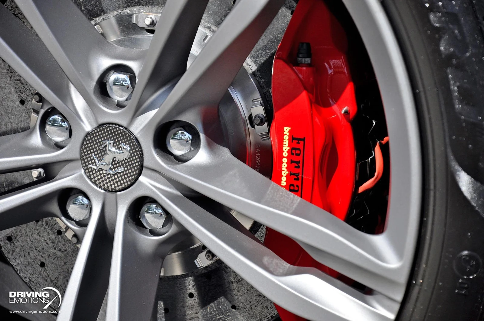 2017 Ferrari GTC4Lusso V12, 13/20