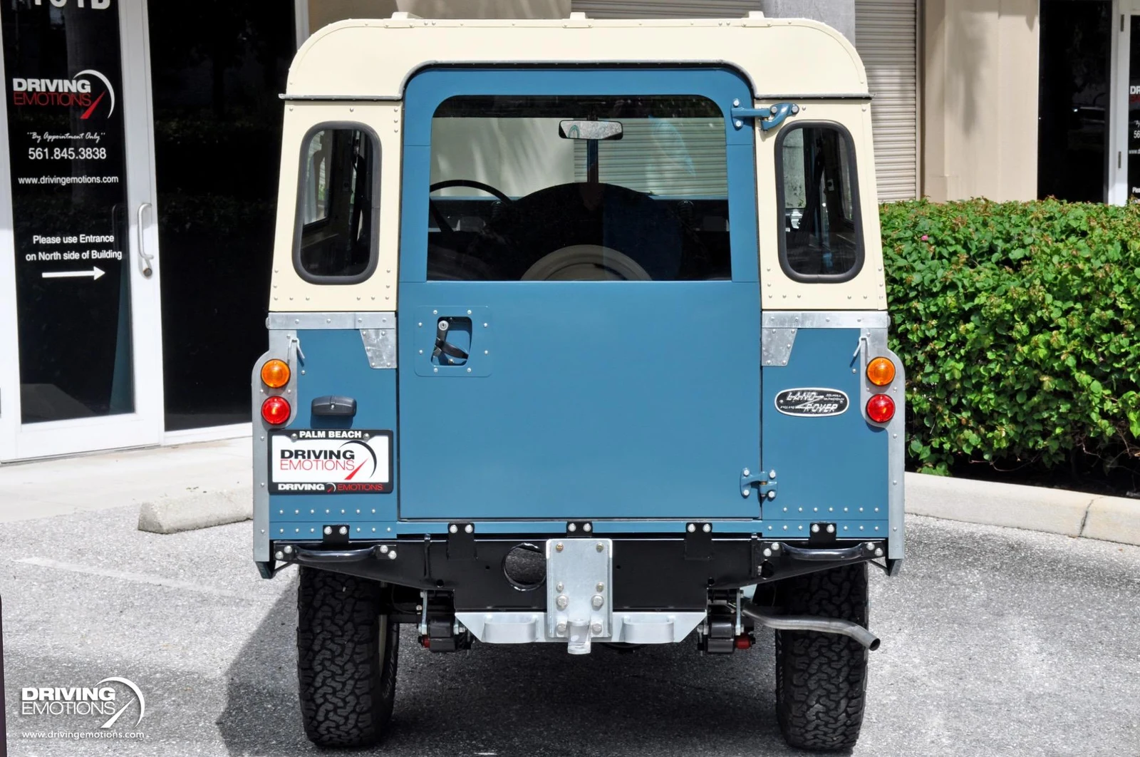 1969 Land Rover Series IIA 88, 18/20