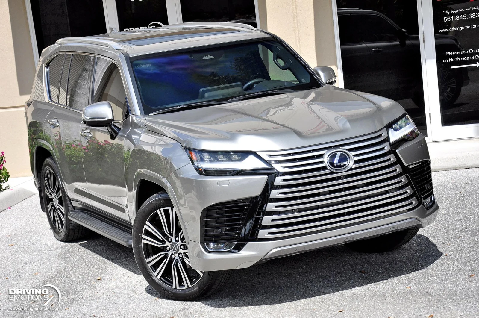 2026 Lexus LX 700h Luxury, 3/20