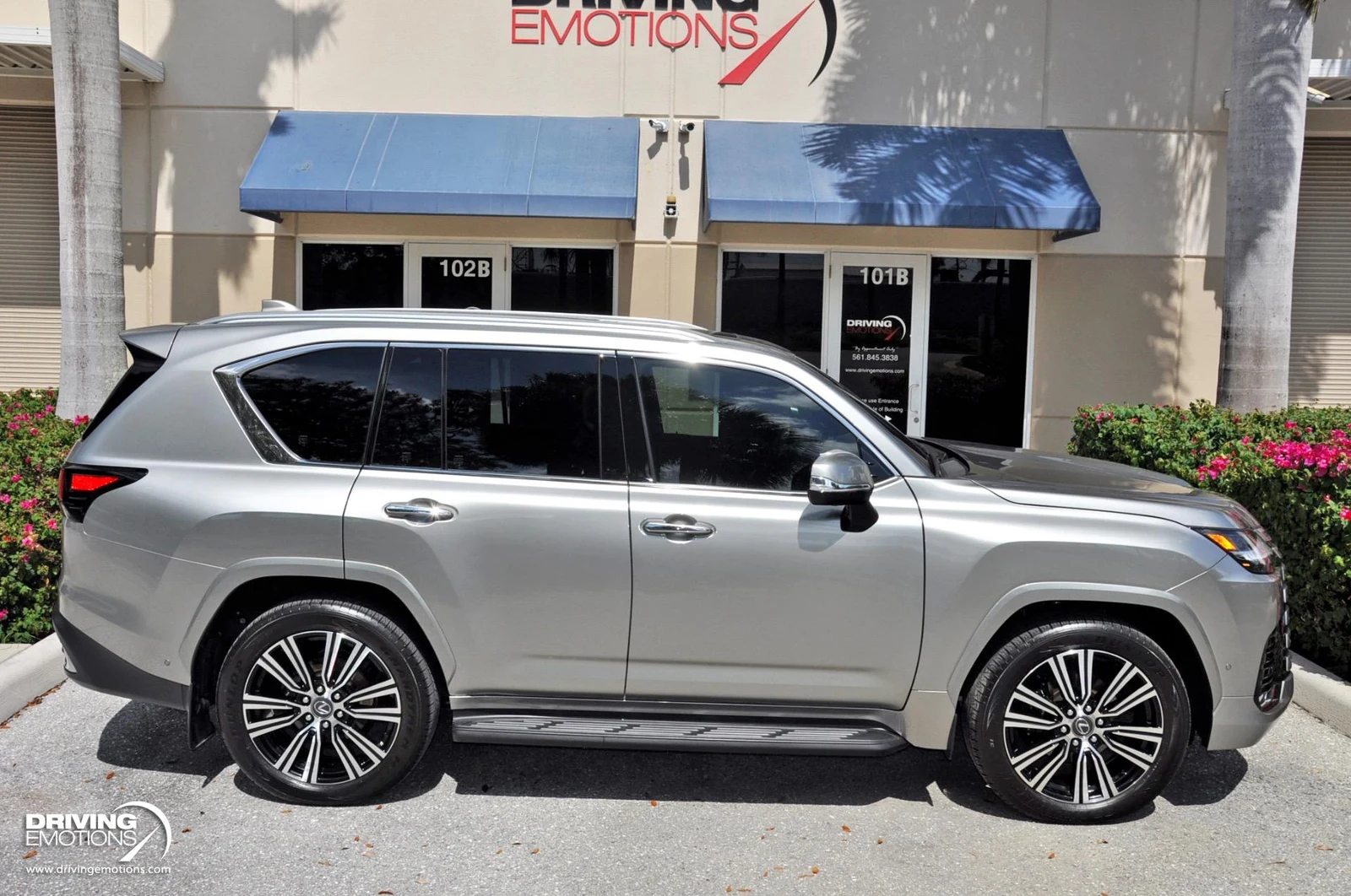 2026 Lexus LX 700h Luxury, 12/20