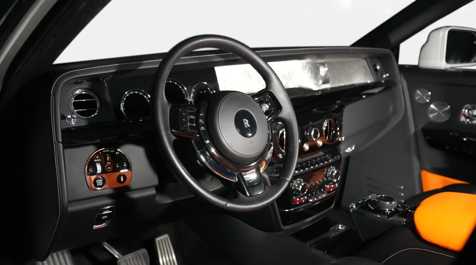 2021 Rolls-Royce Phantom SPOFEC / NOVITEC interior, dashboard, Mandarin & Black