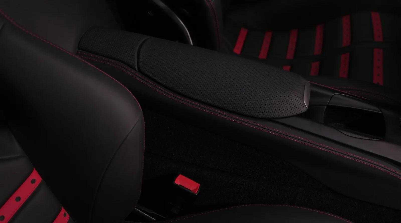 2023 Ferrari 812 GTS 8XX by Onyx Concept interior, seats, Black & Rosso red