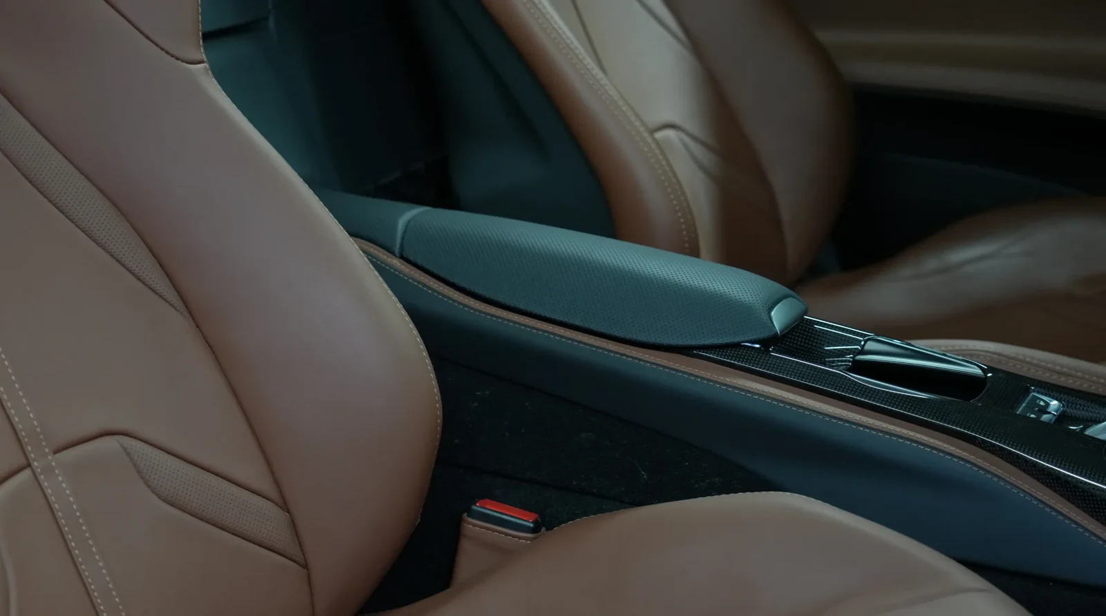 2022 Ferrari 812 GTS interior, Brown and Black