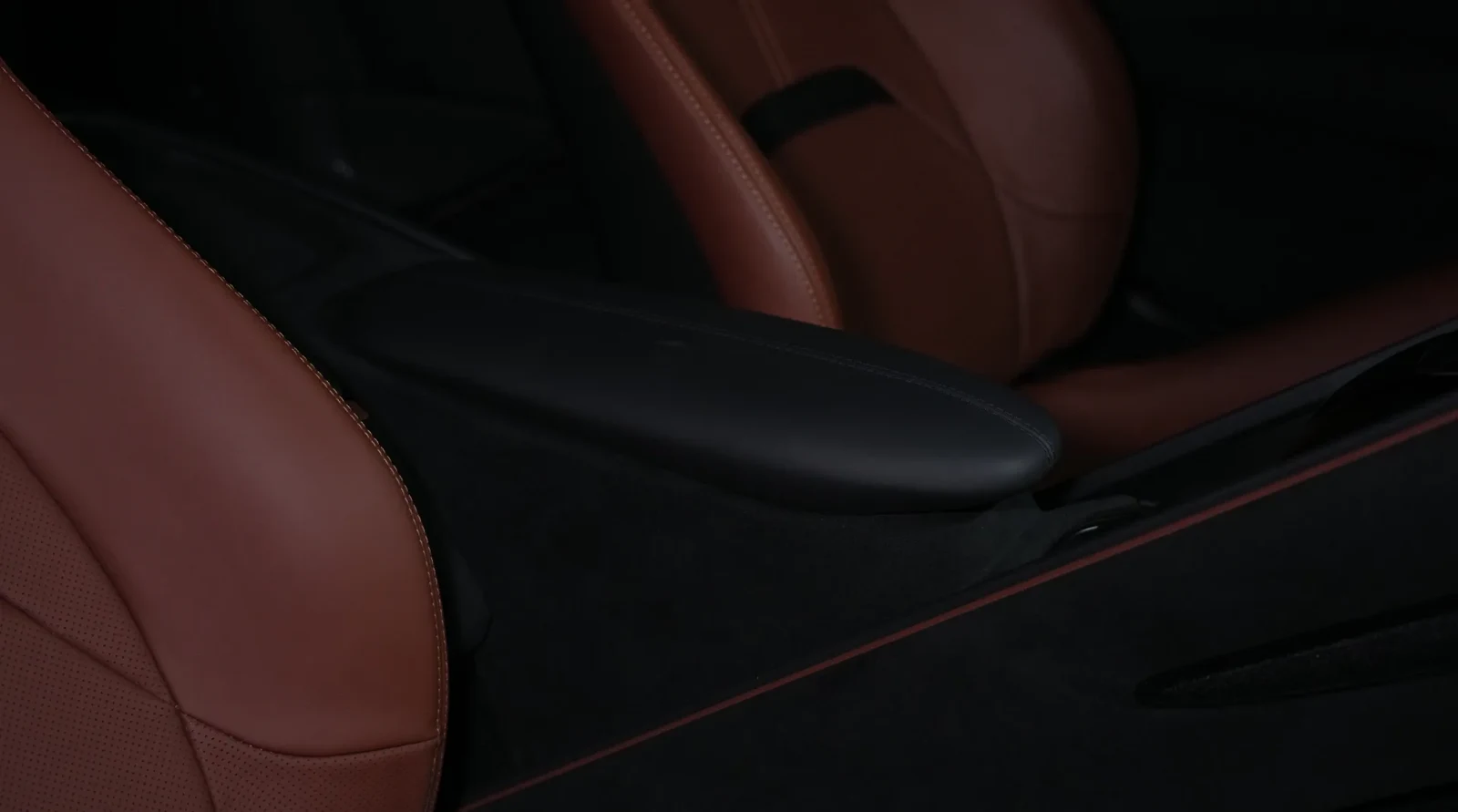 2023 Ferrari Roma interior, seats, Terra Bruciata
