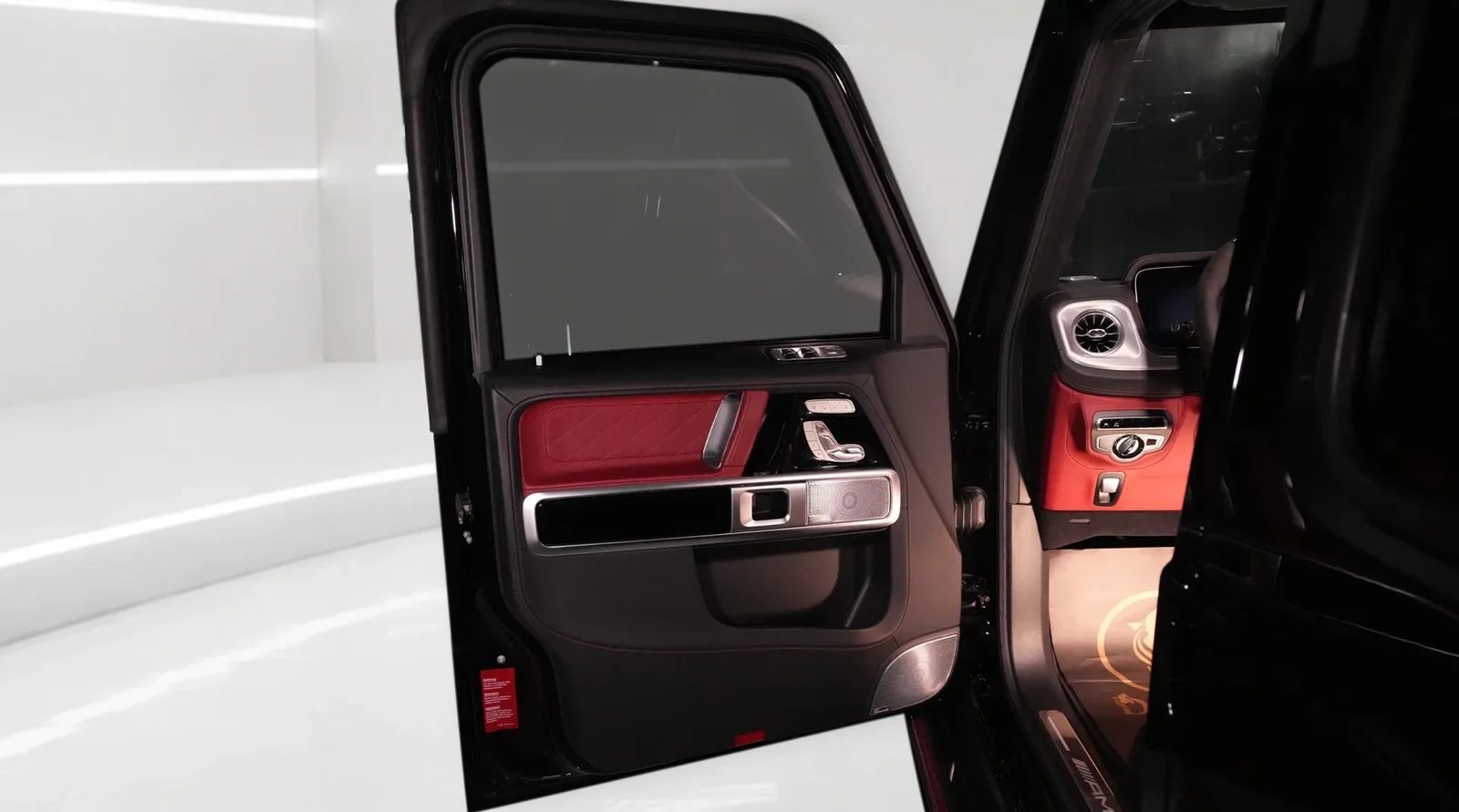 2021 Mercedes-AMG G 63 with Onyx G7X Kit interior, door panel, Red Bordeaux