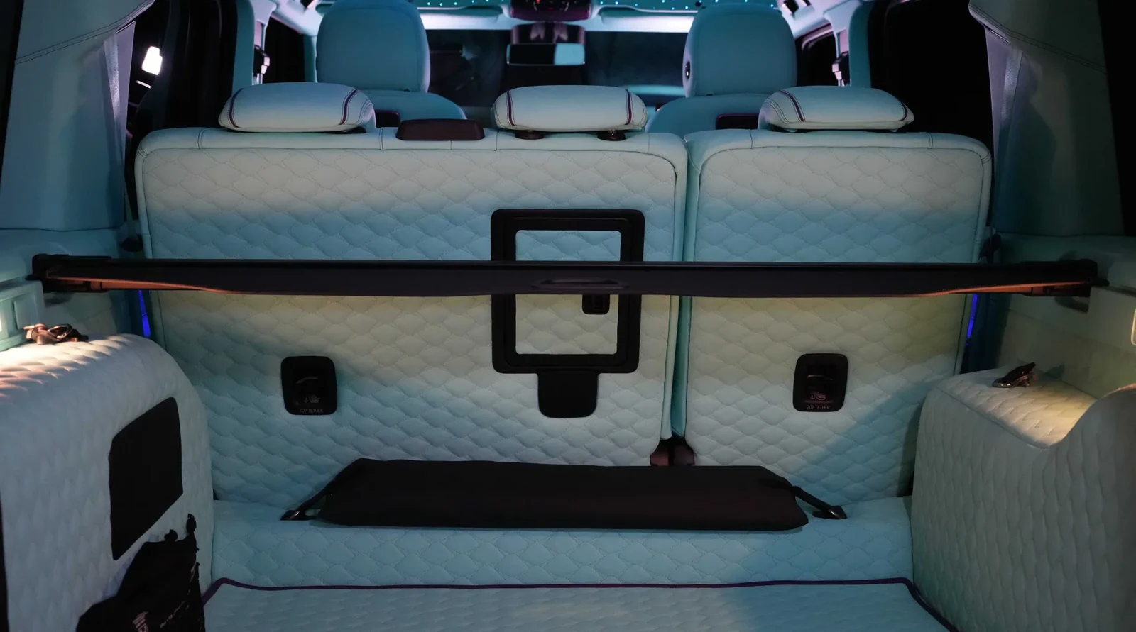 2023 Mercedes-Benz G-Class G7X by Onyx Concept interior, seats, Tiffany Blue & Purple