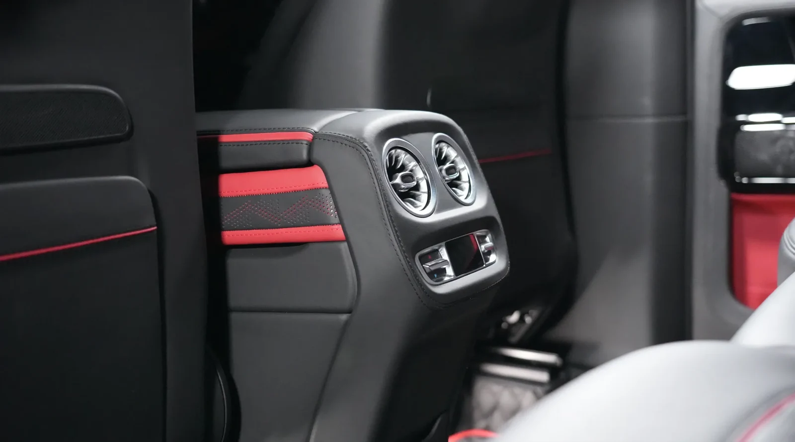2024 Mercedes-Benz G-Class G7X by Onyx Concept interior, Black