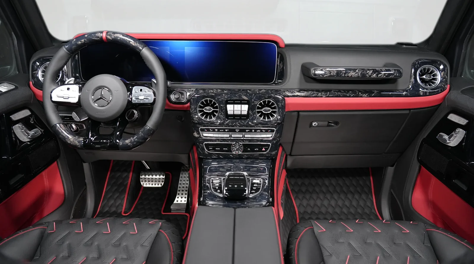 2024 Mercedes-Benz G-Class G7X by Onyx Concept interior, Black