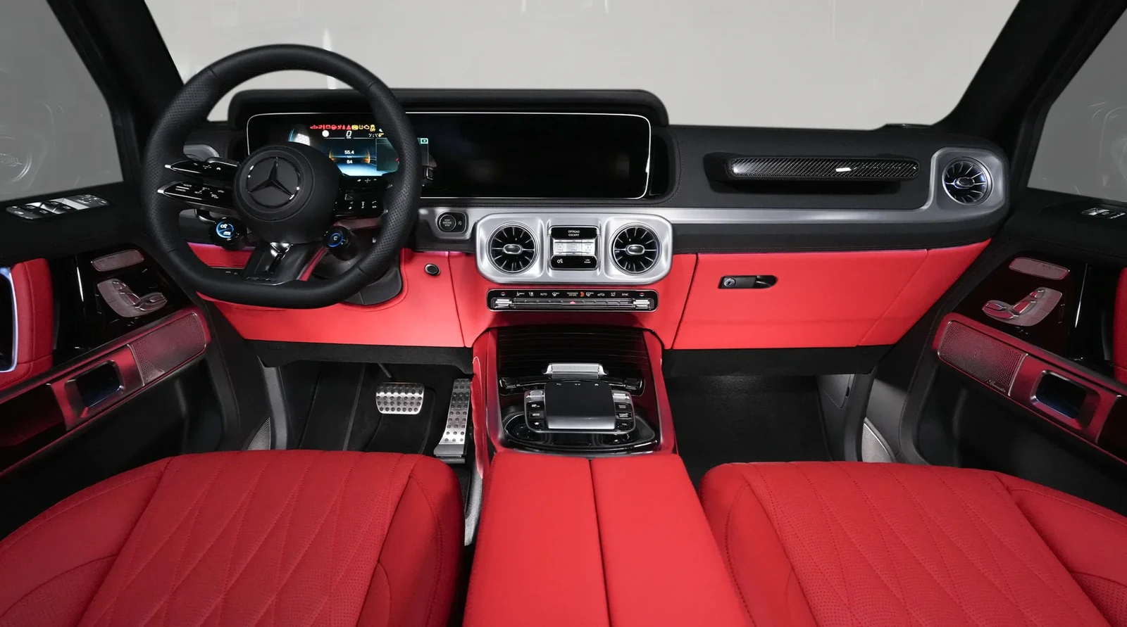2025 Mercedes-AMG G 63 interior, Red