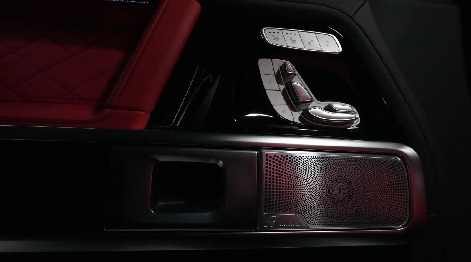 2025 Mercedes-AMG G 63 interior, Red