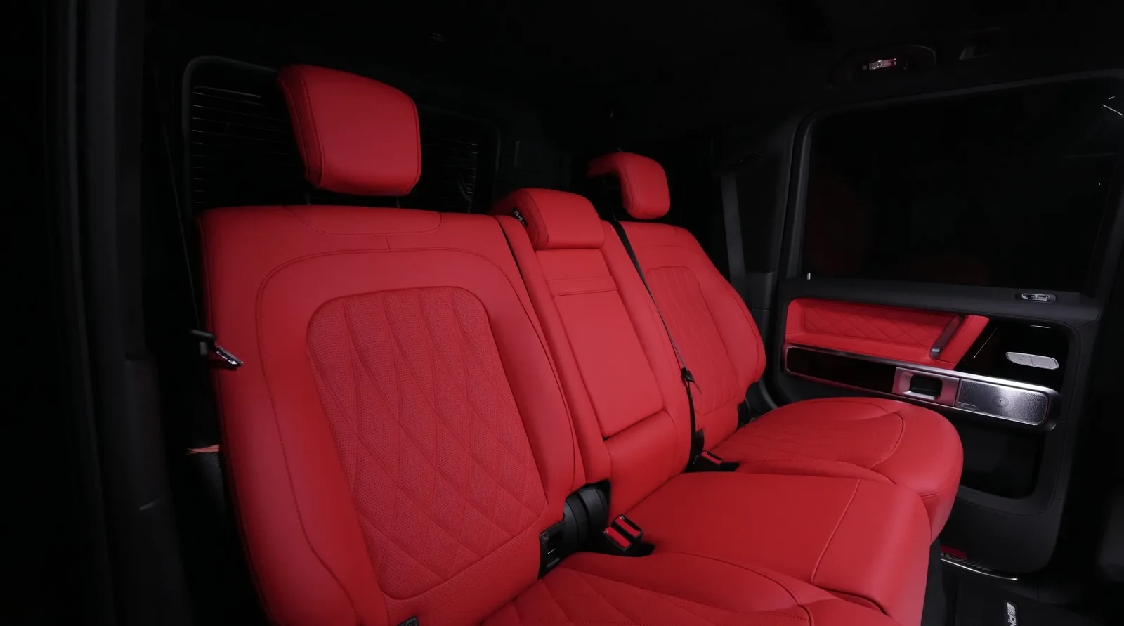 2025 Mercedes-AMG G 63 interior, seats, Red