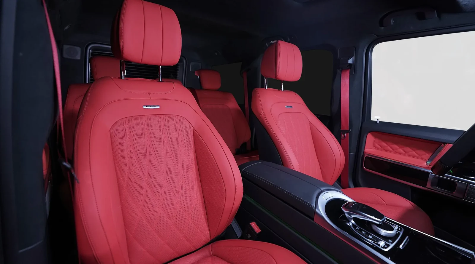 2023 Mercedes-AMG G 63 interior, seats, Red