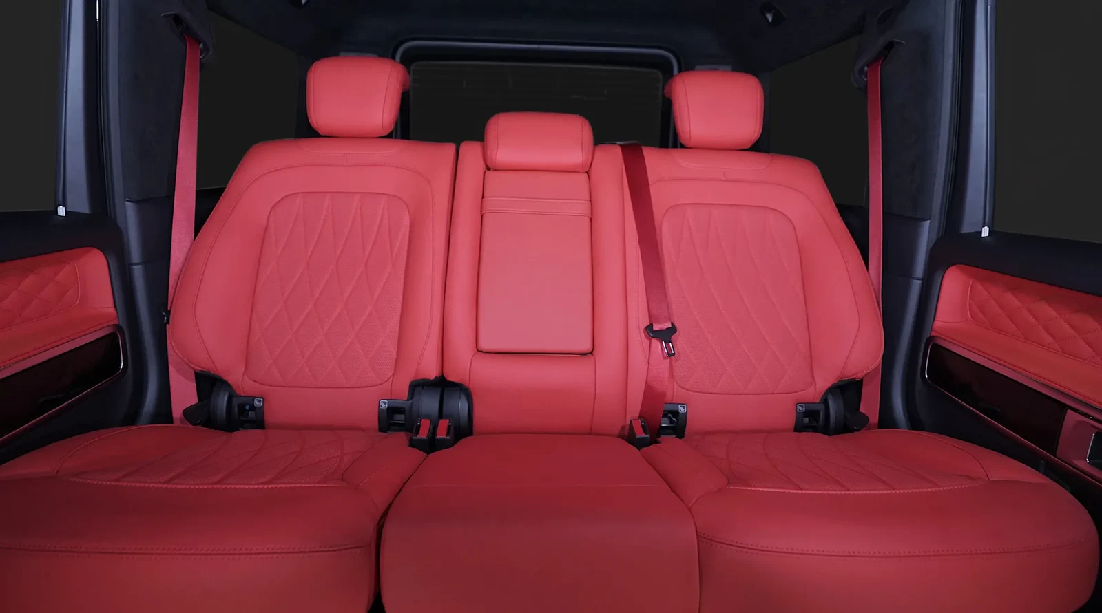 2023 Mercedes-AMG G 63 interior, seats, Red