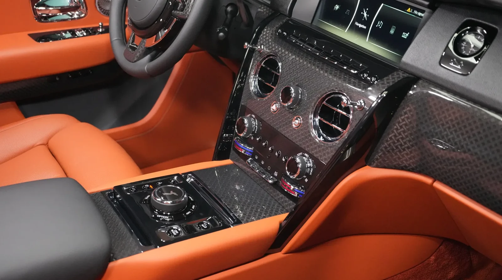 2023 Rolls-Royce Cullinan Black Badge by Onyx Concept interior, Armagnac Orange
