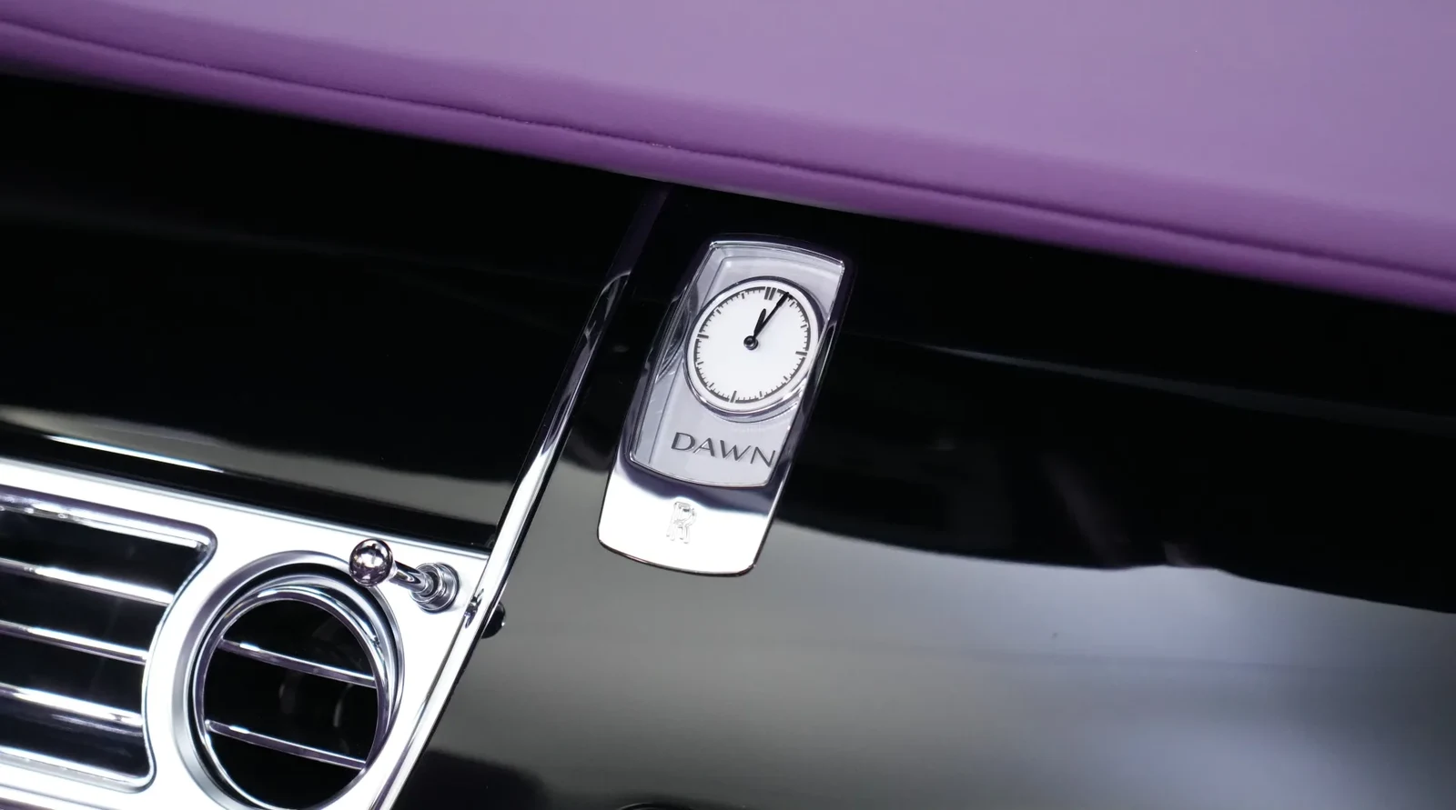 2020 Rolls-Royce Dawn by Onyx Concept interior, Purple and White
