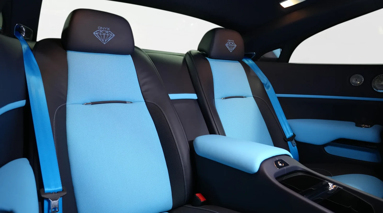 2020 Rolls-Royce Wraith by Onyx Concept interior, seats, Navy & Electric Blue