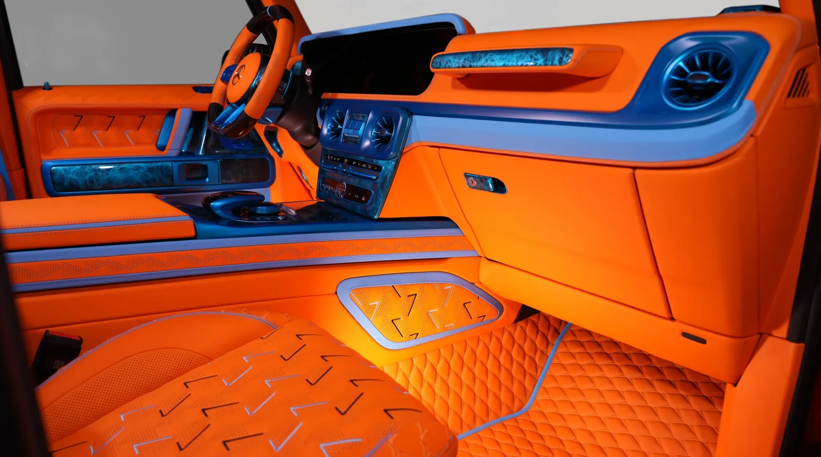 2023 Mercedes-Benz G-Class G7X Rage by Onyx Concept interior, Mandarine Orange & Pacific Blue