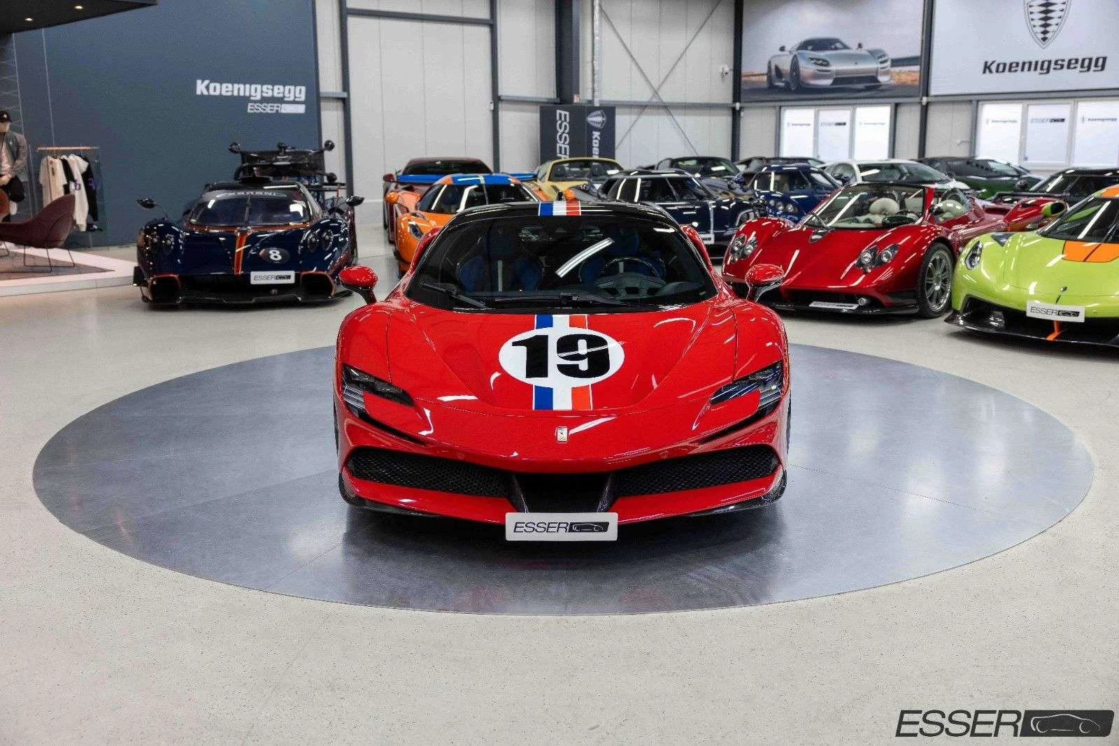 Ferrari SF90 Stradale Hommage 250 GTO, 2/10