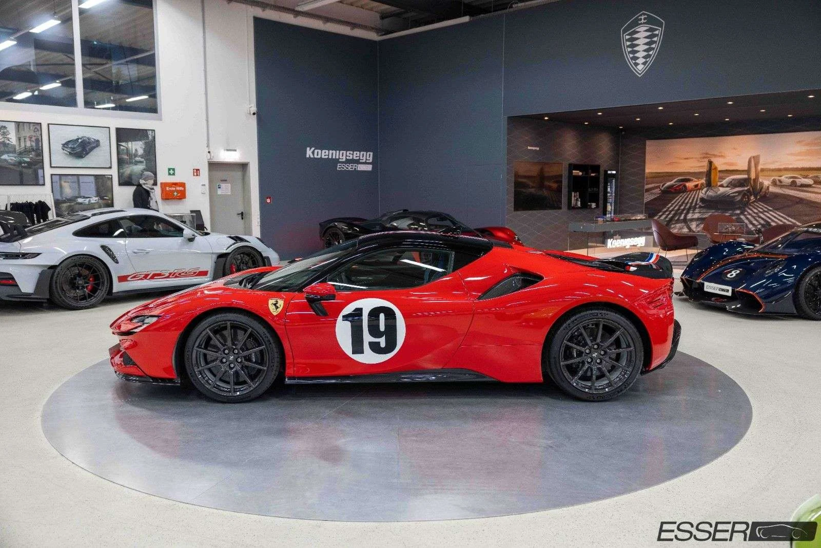 Ferrari SF90 Stradale Hommage 250 GTO, 6/10